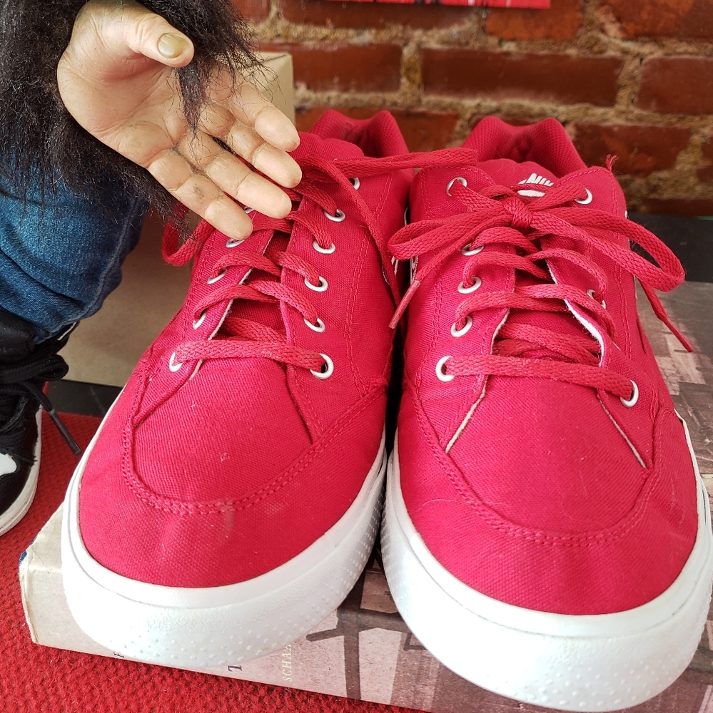 Nike Trainer - image 6